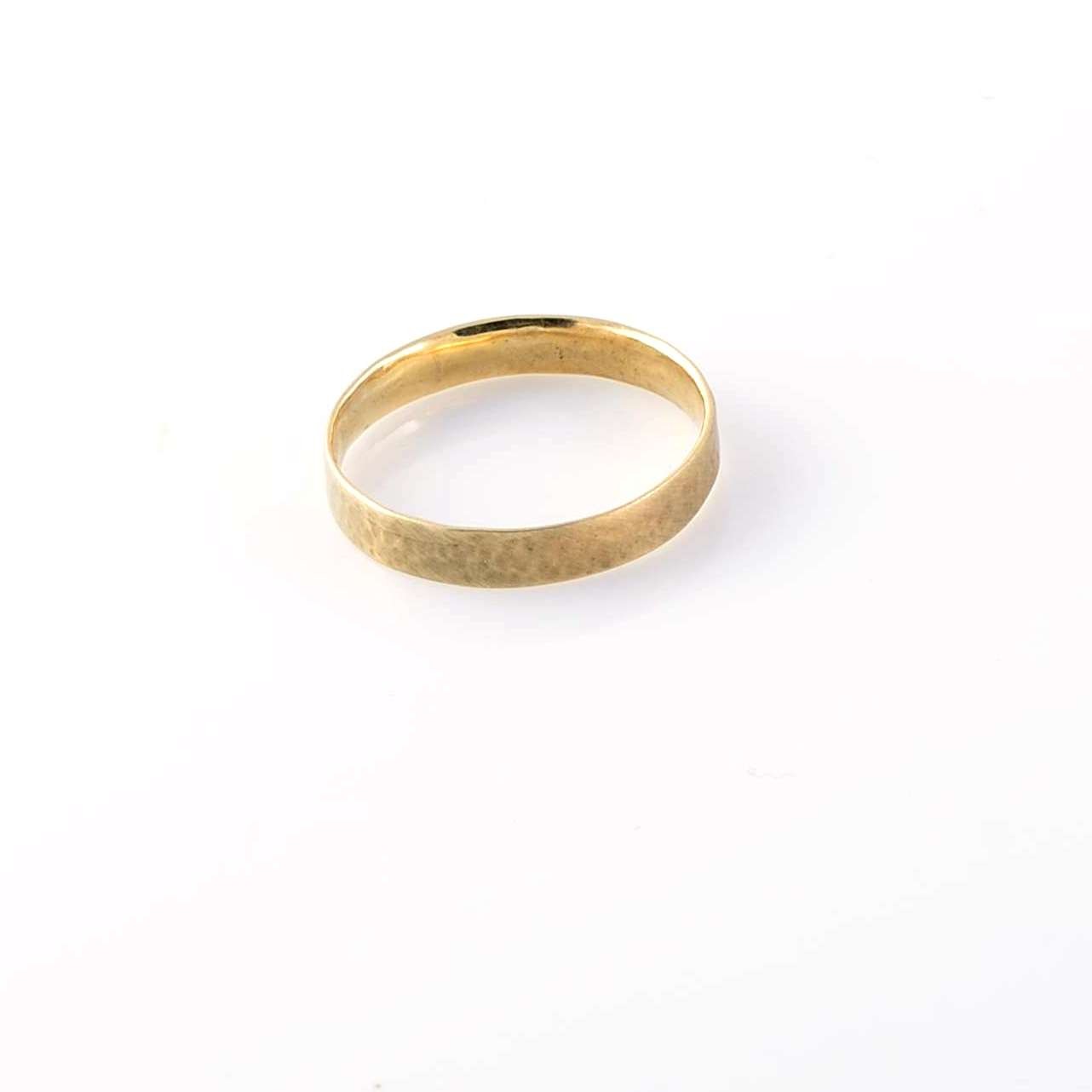 טבעת זהב מעוגלת